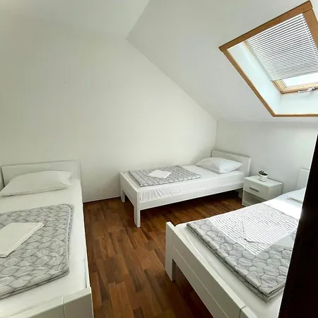 Dreams Lohovo * Bihać