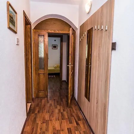 Dreams Lohovo Apartment