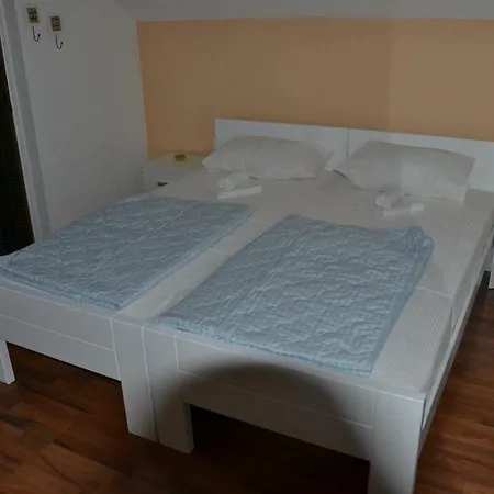 Dreams Lohovo
